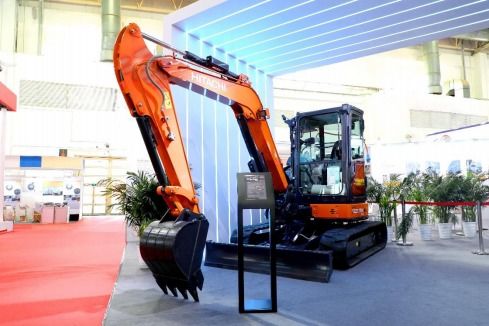 電驅(qū)技術(shù)著眼未來 日立建機(jī)出展 bices 2023